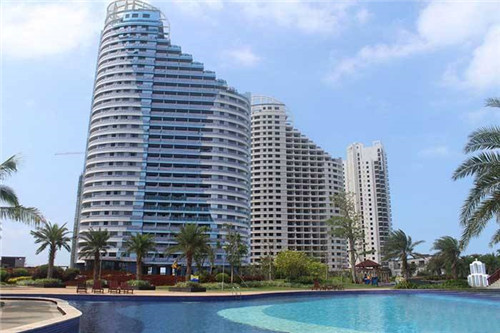 某地区的降水量约是50什么（某地区年降水量在350什么以下）